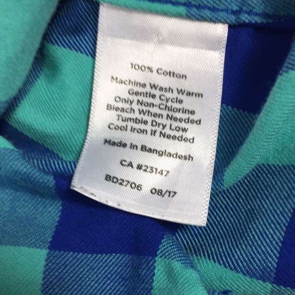 Talbots Large Checked Long Button Cuff Sleeve Top - Picture 8 of 9